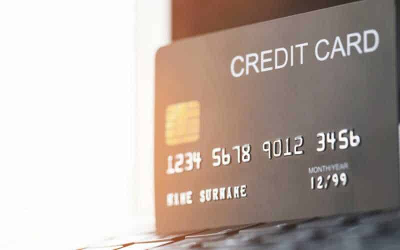 Como funciona um cartão de crédito
