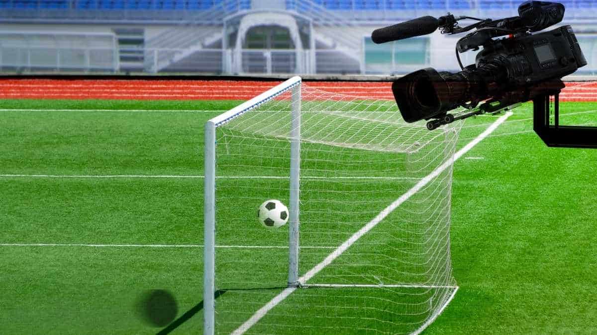 Árbitro de Vídeo será utilizado em todas as fases das competições da CONMEBOL em 2023, afirma entidade