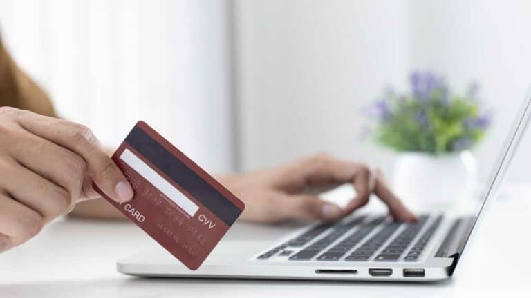 Saiba como proteger seu cartão de crédito em aplicativos de pagamento