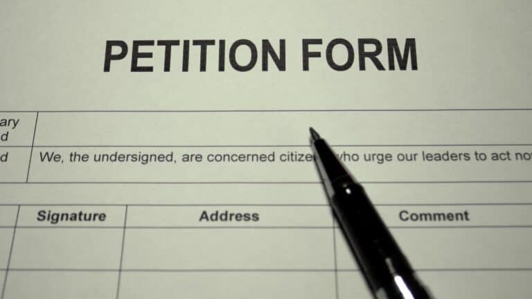 Dominando o modelo de petição inicial: guia definitivo