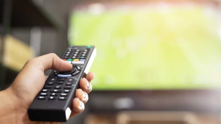 explorando as vantagens da televisão online para assistir esportes